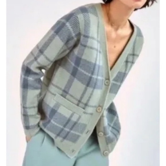 Aritzia Sweaters - ARITZIA WILFRED Bethany Cardigan in Plaid